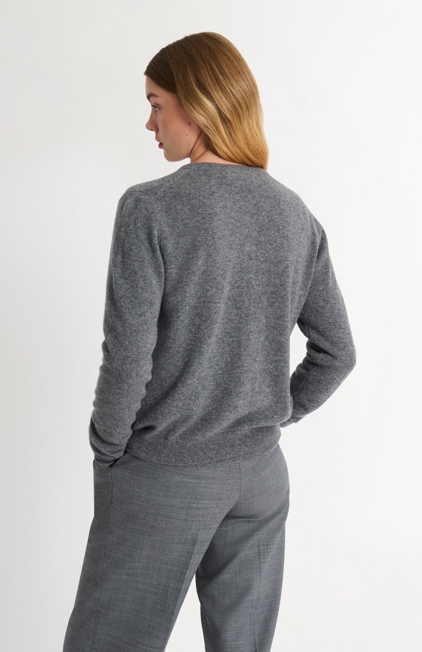 Women's Classic Crew Neck Cashmere Cardigan In Grey Melange