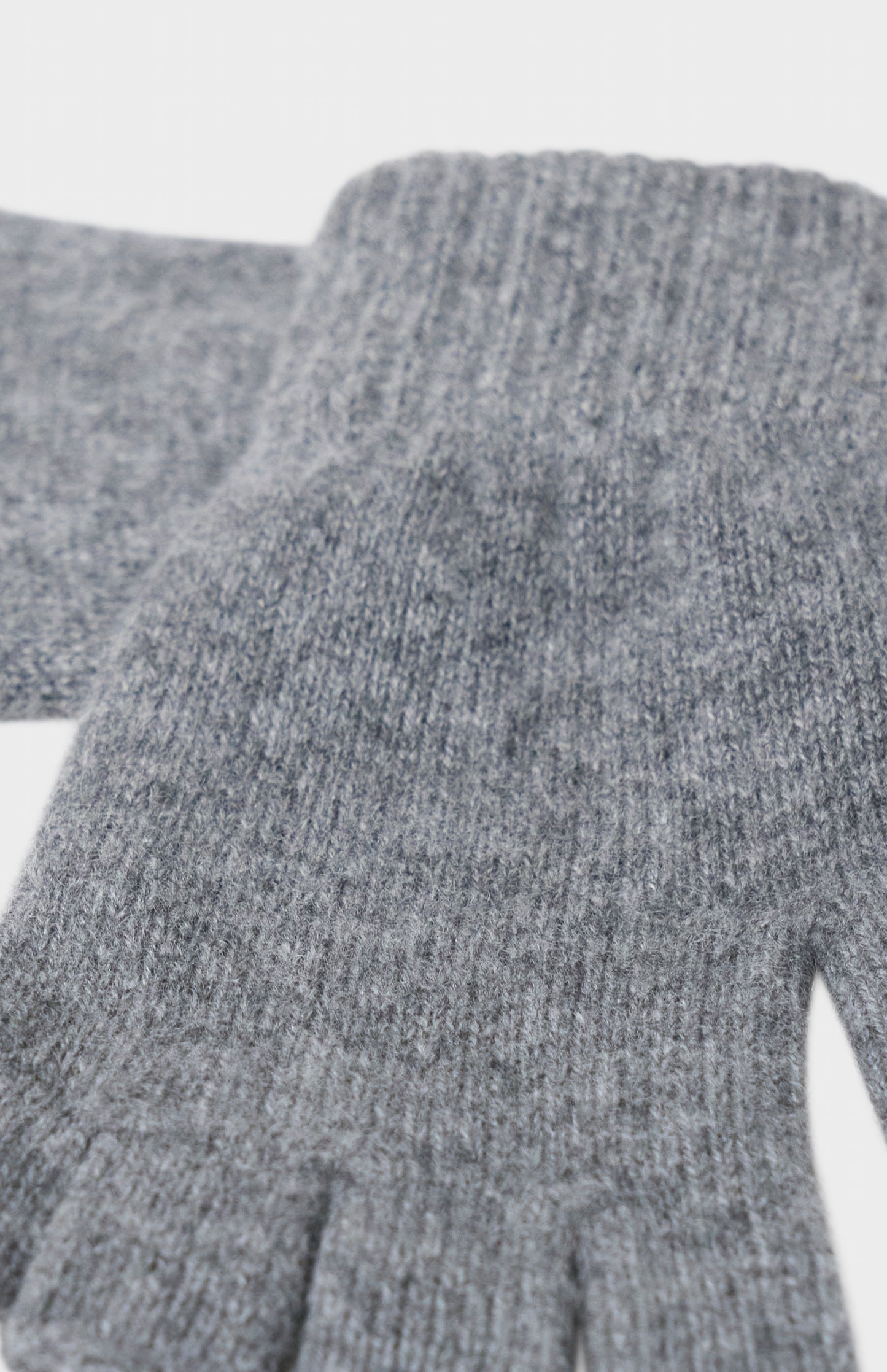 Pringle of Scotland Fingerless Cashmere Gloves In Grey showing knit detail