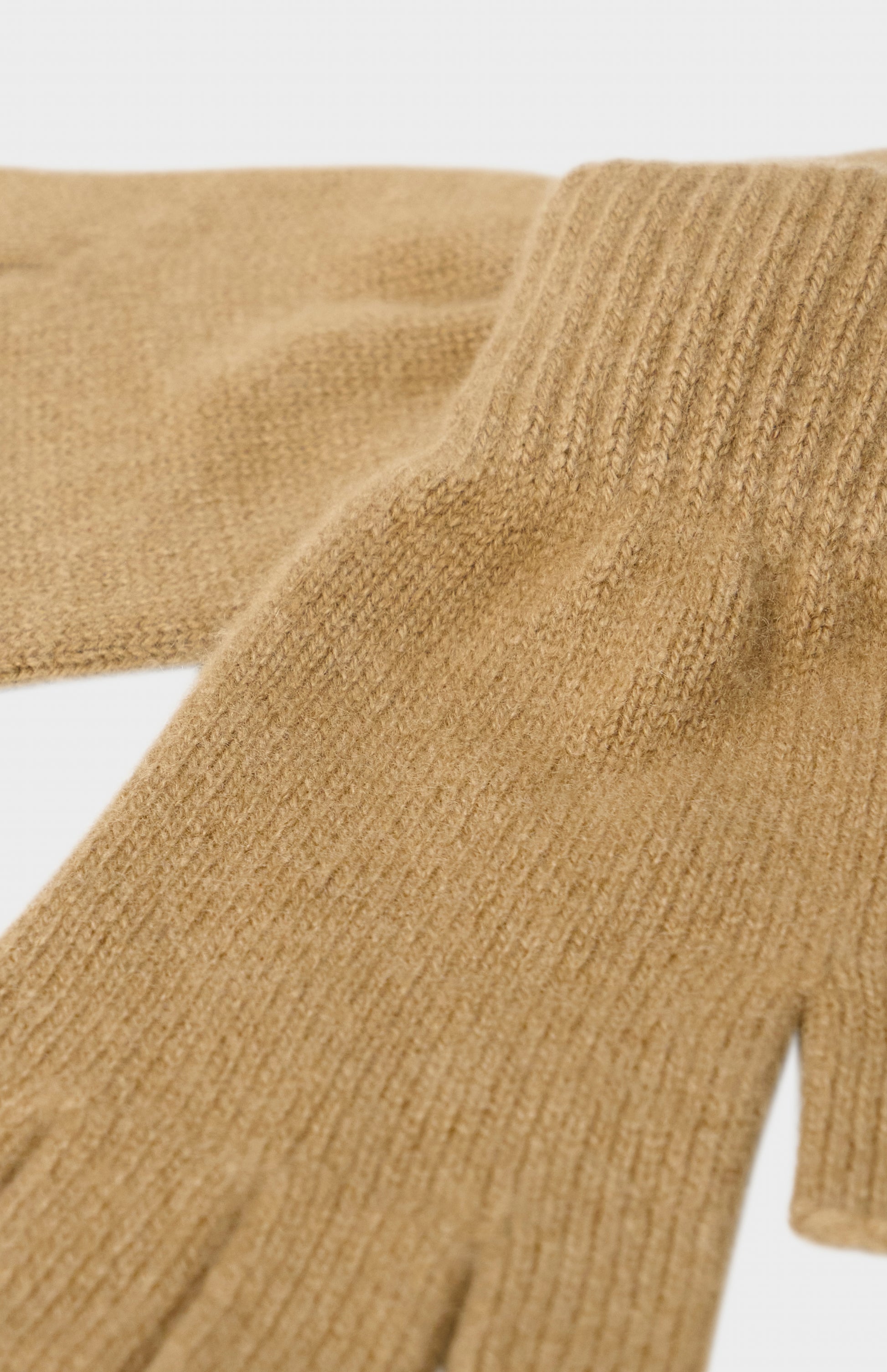 Pringle of Scotland Fingerless Cashmere Gloves In Camel showing knit detail