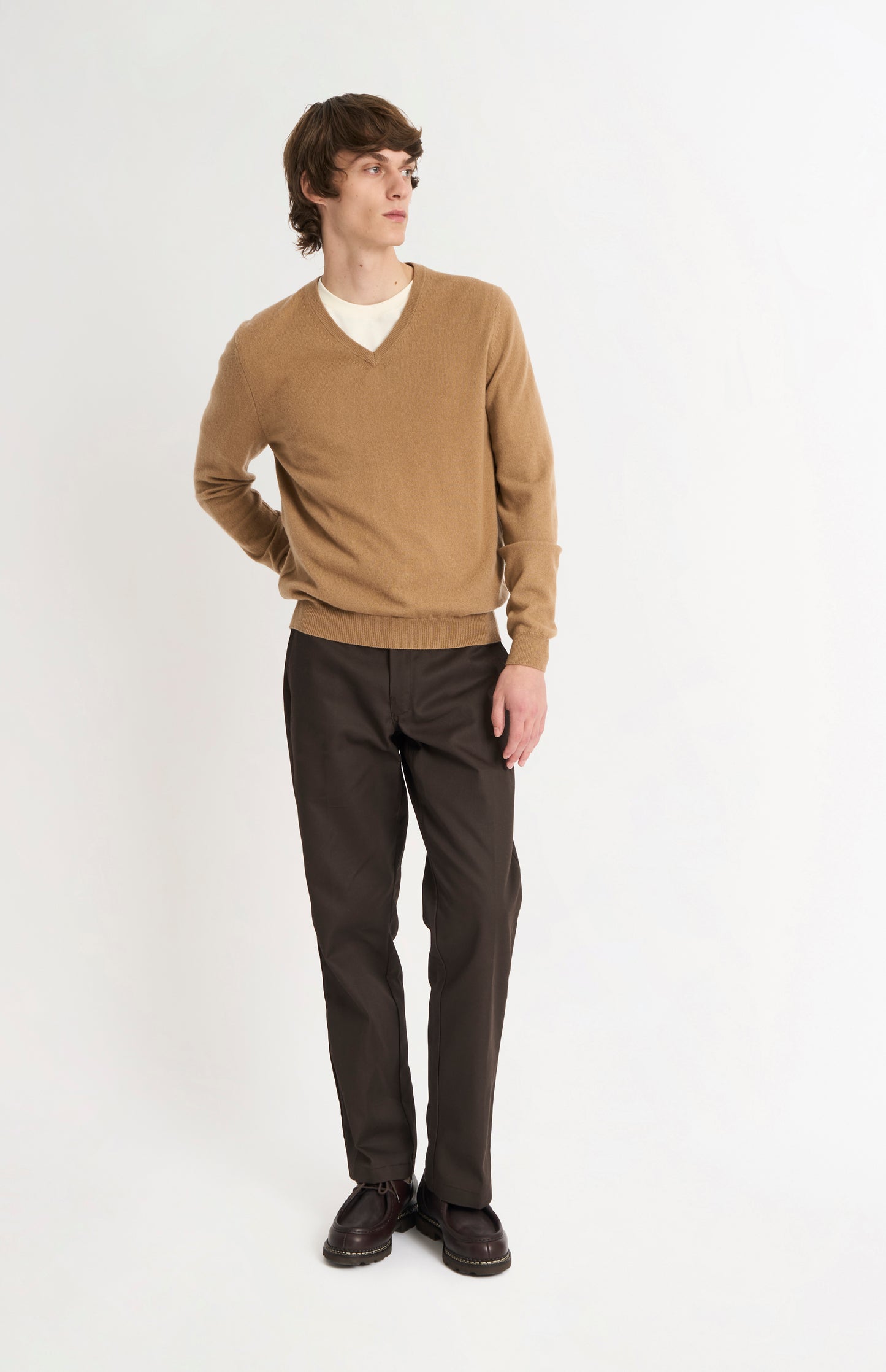 Pringle of Scotland Men’s Cashmere V-Neck Jumper In Camel on standing model