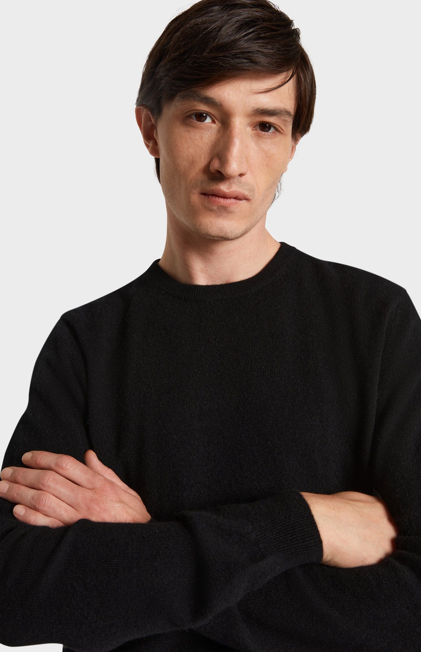 Close up image of Pringle of Scotland Men's Crew Neck Cashmere Jumper in Black
