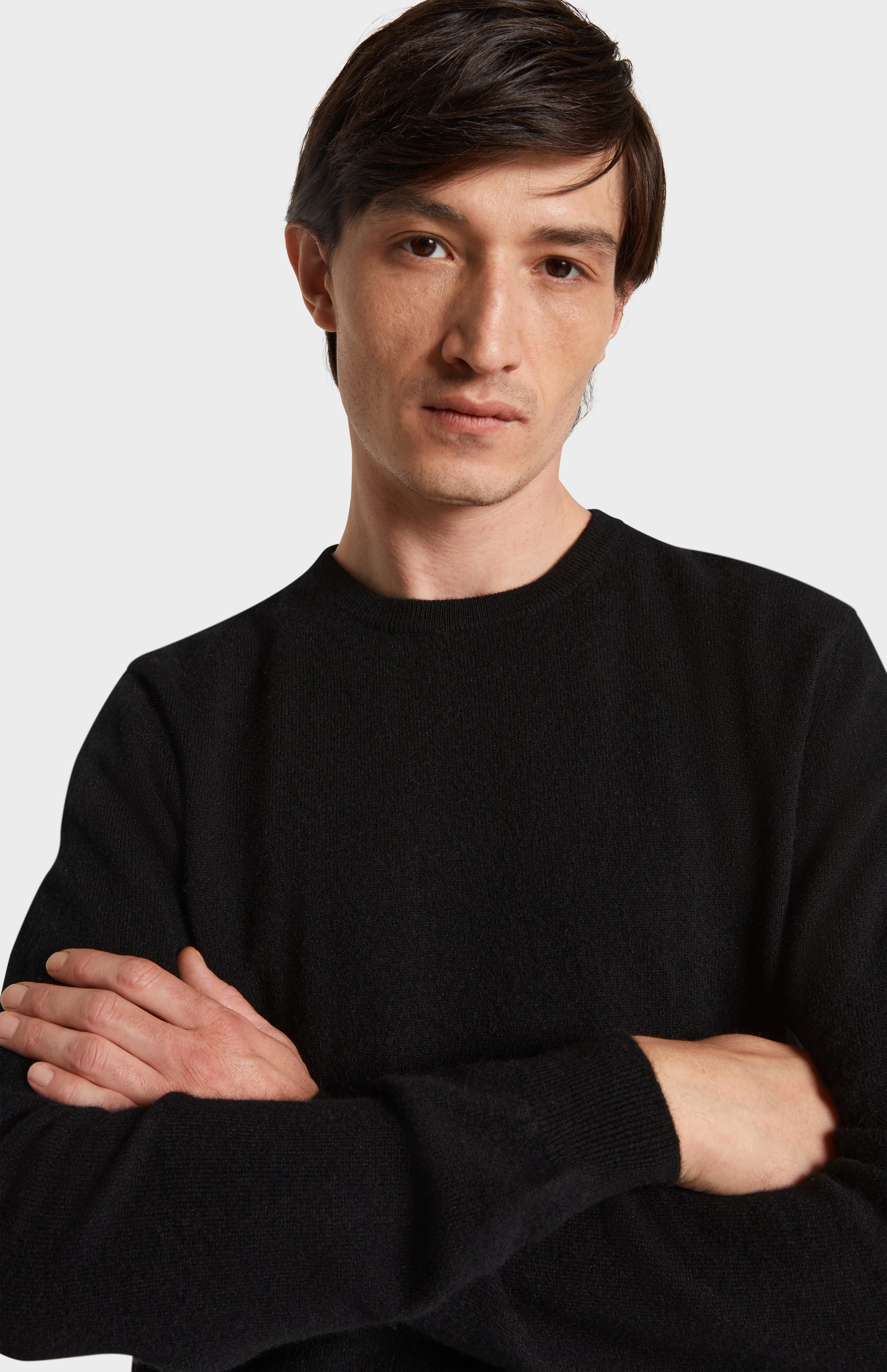 Close up image of Pringle of Scotland Men's Crew Neck Cashmere Jumper in Black