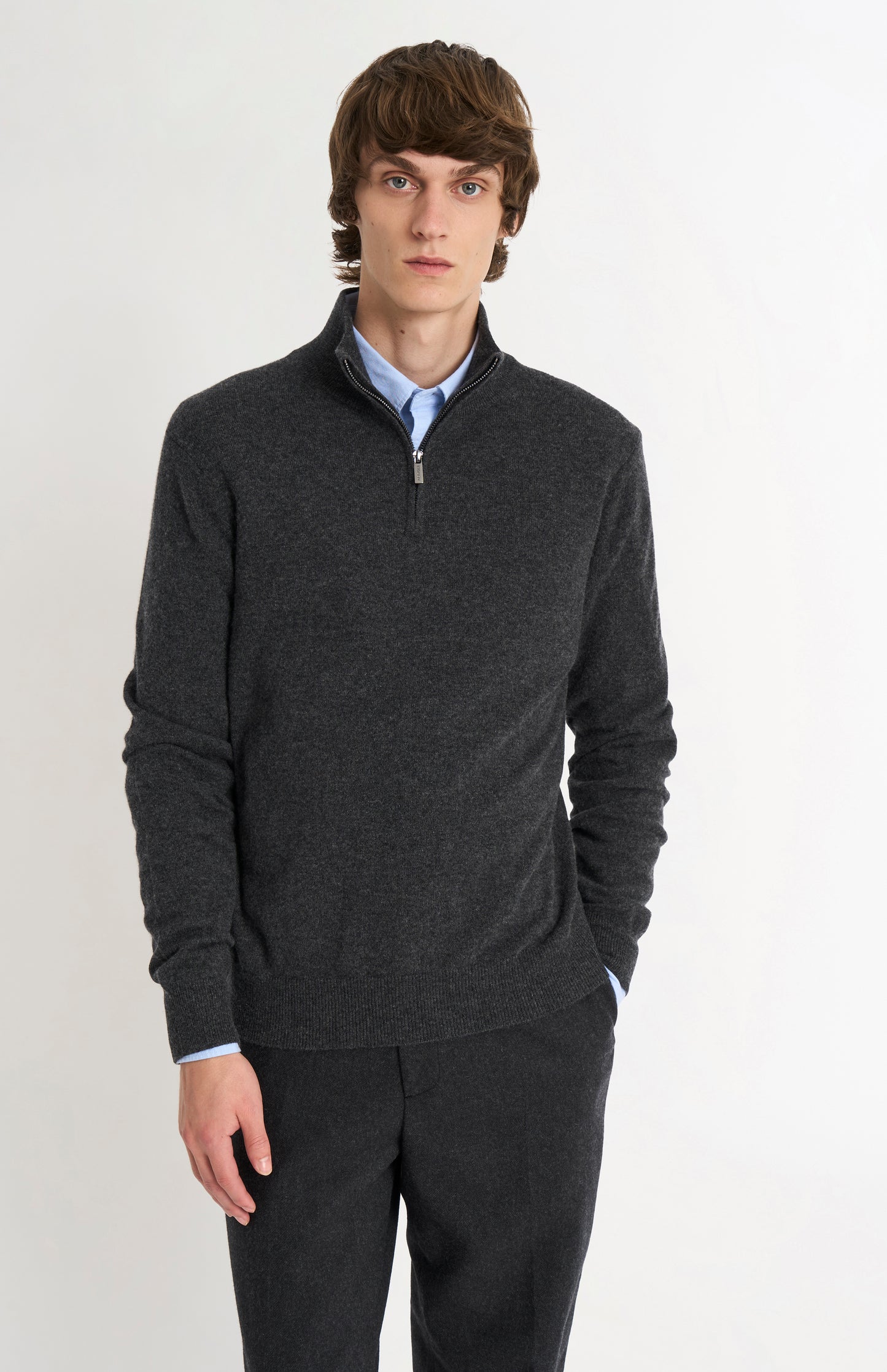 Pringle of Scotland Men’s Cashmere Qtr Zip Jumper In Charcoal Melange on model