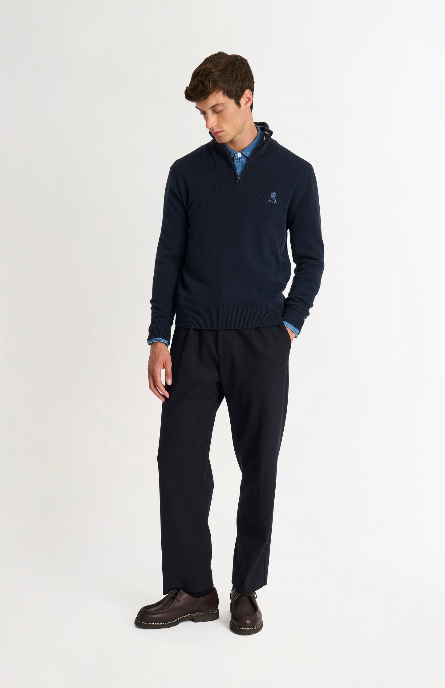 Pringle of Scotland Men’s Lambswool Qtr Zip Jumper In Navy Blue on standing mode