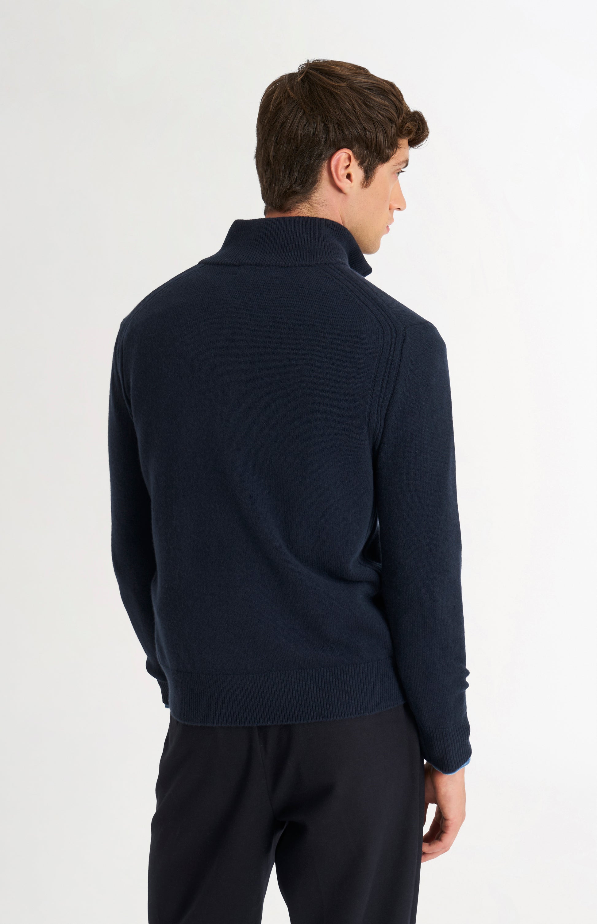 Pringle of Scotland Men’s Lambswool Qtr Zip Jumper In Navy Blue rear view