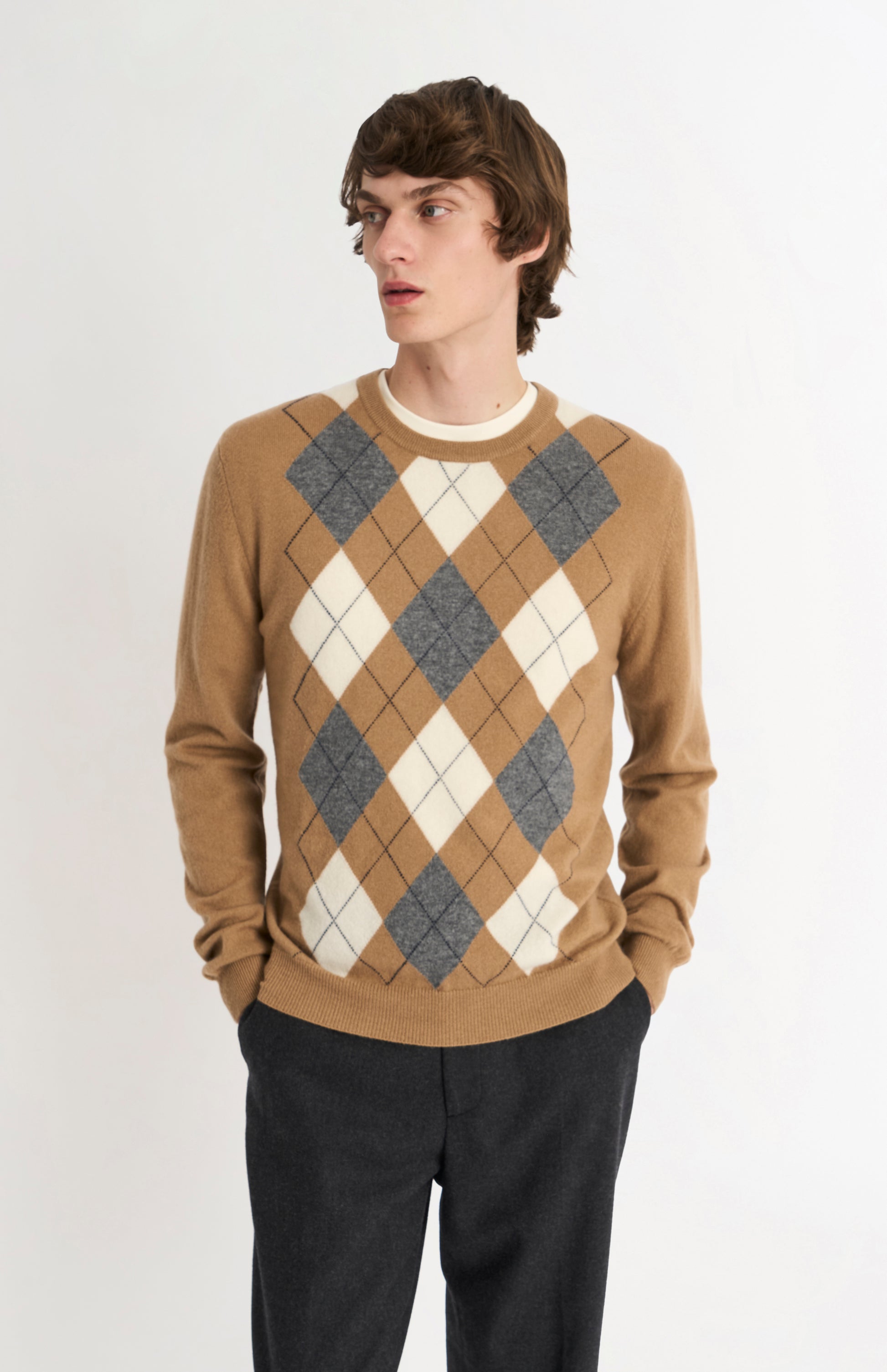Pringle Men's Crew Neck Cashmere Argyle Jumper in Camel, Ecru & Grey on model
