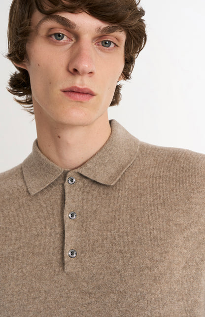 Pringle of Scotland Men’s Cashmere Polo Shirt Jumper In Camel showing collar detail