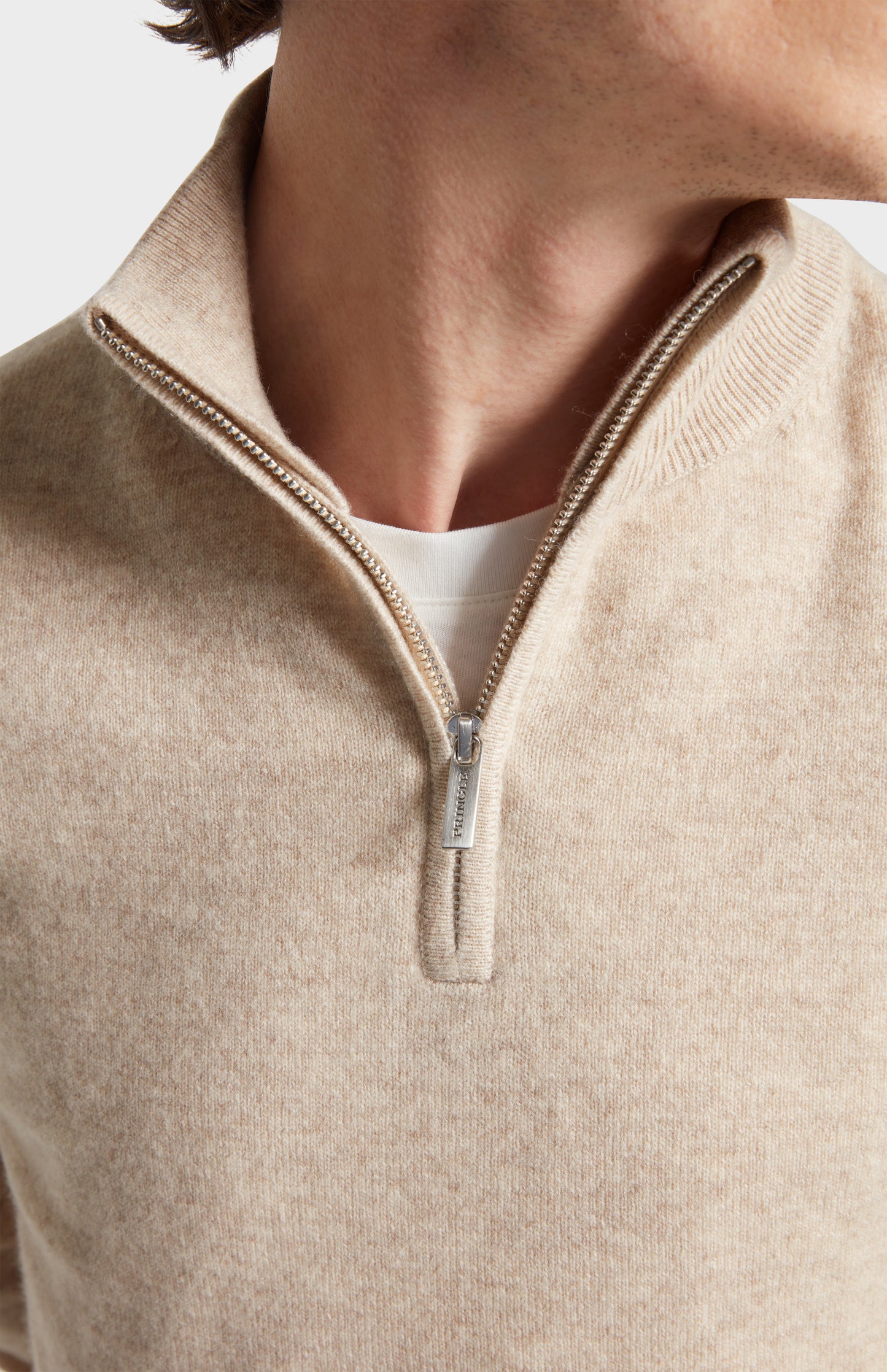 Close Up Image of Pringle of scotland Qtr Zip Cashmere Jumper in Oatmeal Melange