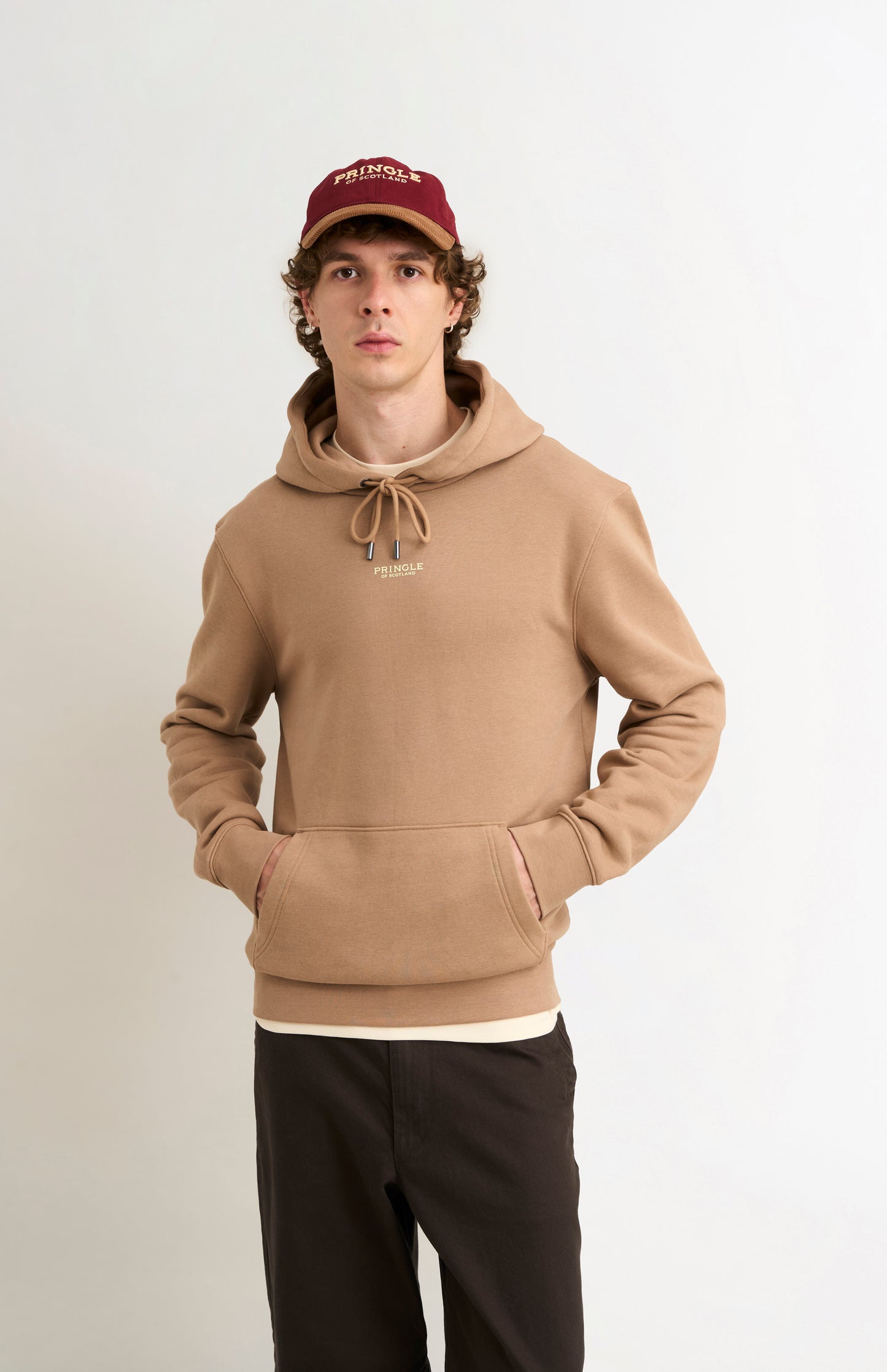 Pringle Men's Hooded Jumper In Mushroom on model