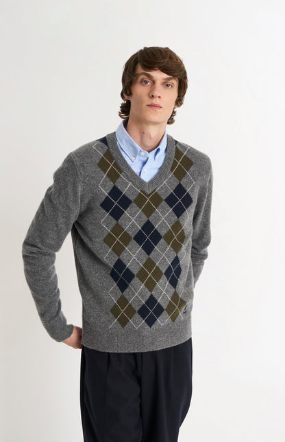 Pringle Men’s Lambswool Argyle V-Neck Jumper in Grey, Olive & Blue on model