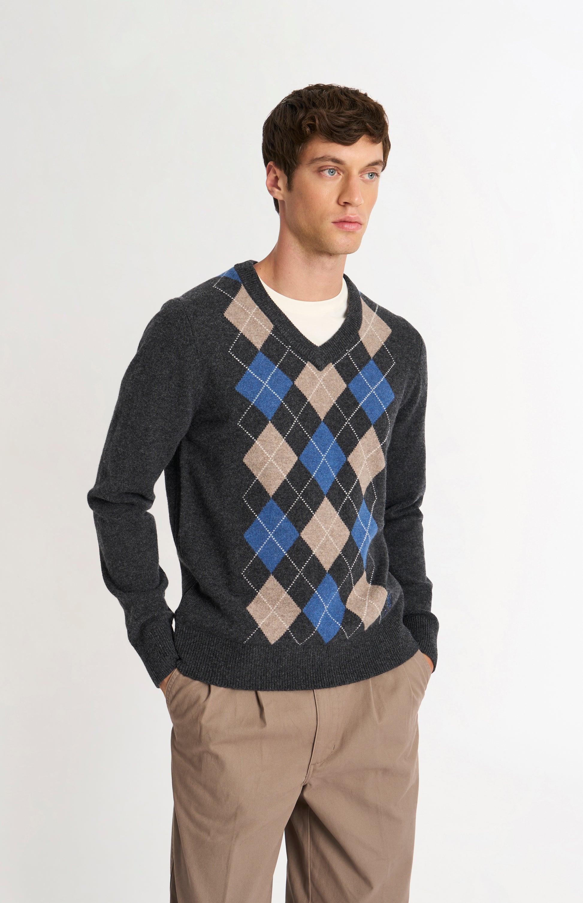 Pringle Men’s Lambswool Argyle V-Neck Jumper in Charcoal, Blue & Mushroom on model