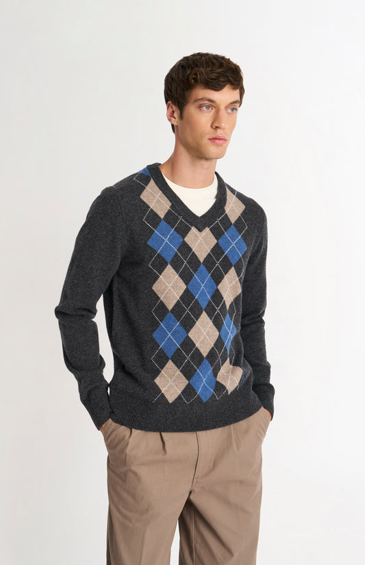 Pringle Men’s Lambswool Argyle V-Neck Jumper in Charcoal, Blue & Mushroom on model