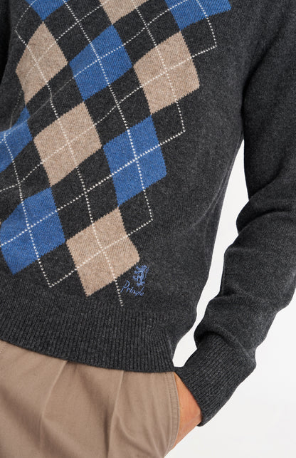 Pringle Men’s Lambswool Argyle V-Neck Jumper in Charcoal, Blue & Mushroom embroidery detail