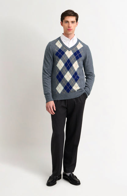 Men's Supersoft Lambswool V-Neck Argyle Jumper in Grey / Ecru / Navy