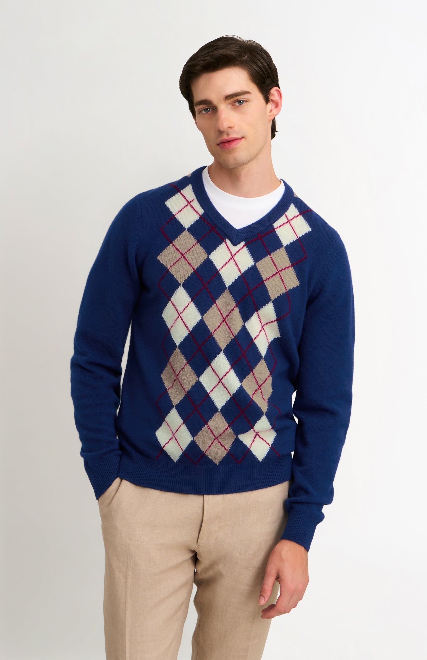 Men's Supersoft Lambswool V-neck Argyle Jumper In Royal Blue / Ecru / Camel