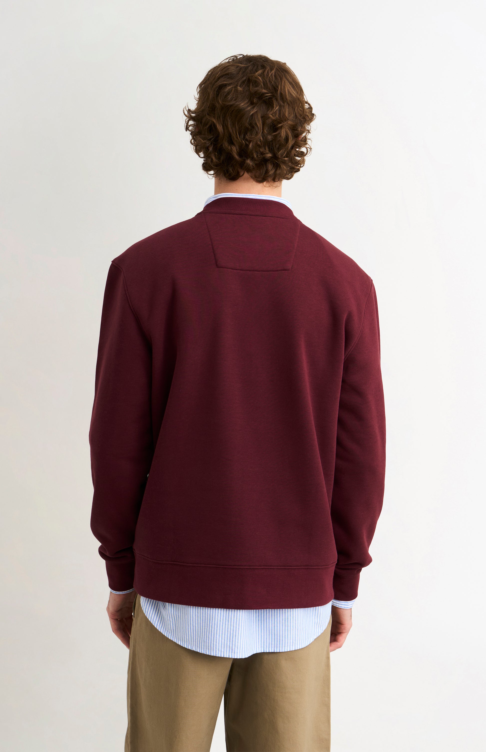 Pringle of Scotland Men's Crew Neck Sweatshirt In Burgundy rear view