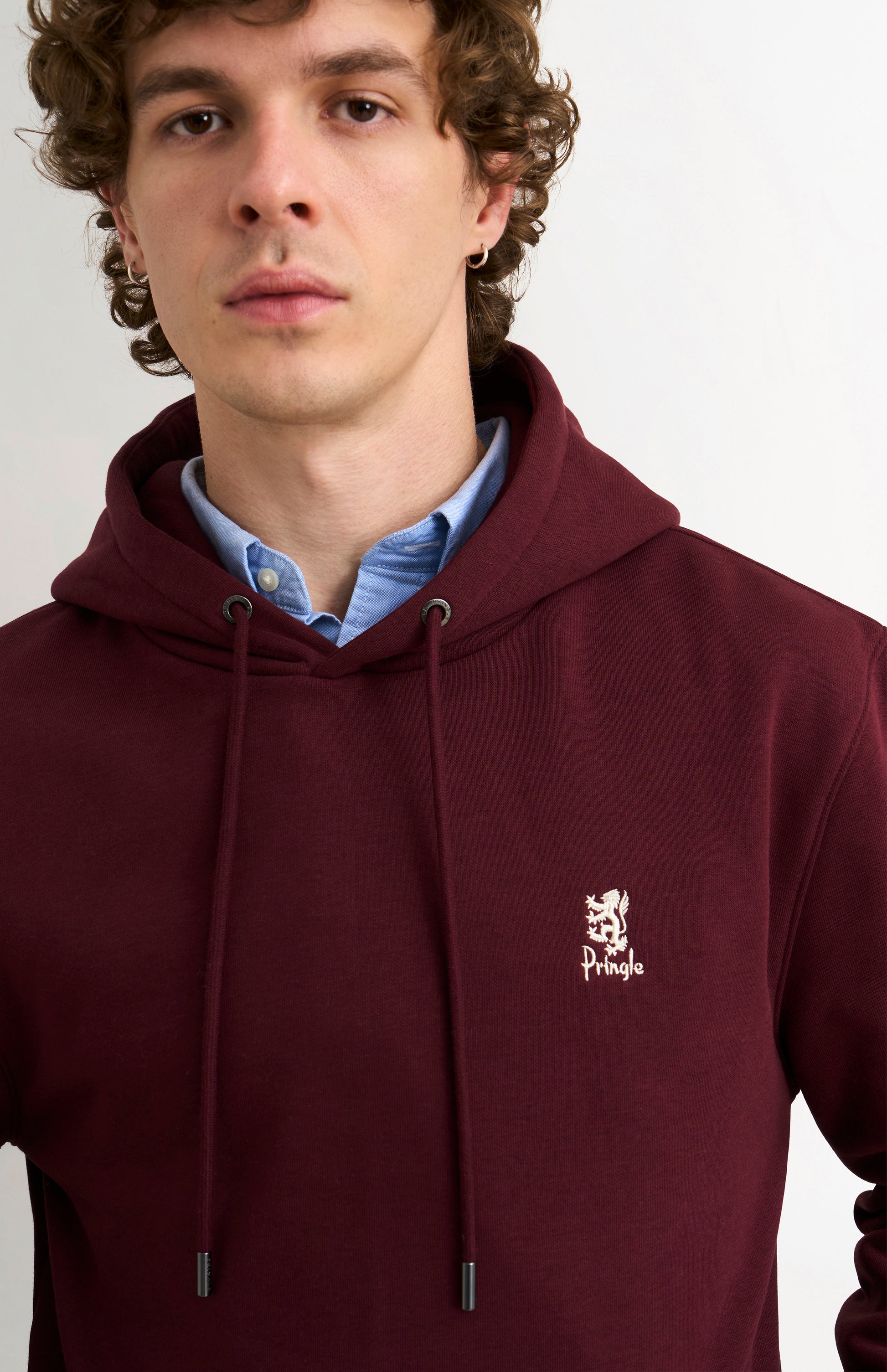 Pringle of Scotland Men's Hooded Jumper In Burgundy neck detail