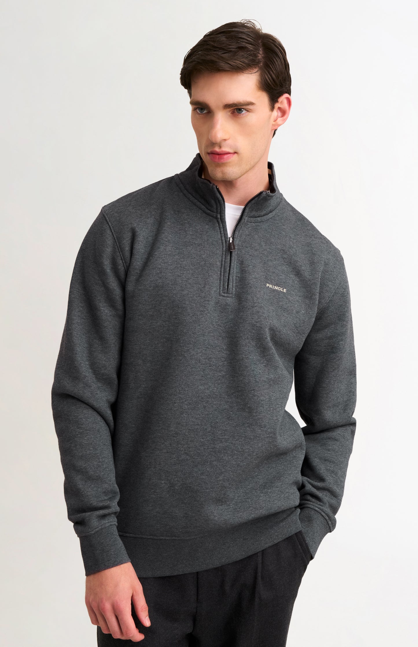 Men's Qtr Zip Track Jumper In Charcoal Melange