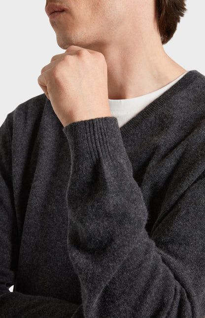 Close Up Image of Pringle of Scotland V Neck Cashmere Jumper in Charcoal Melange