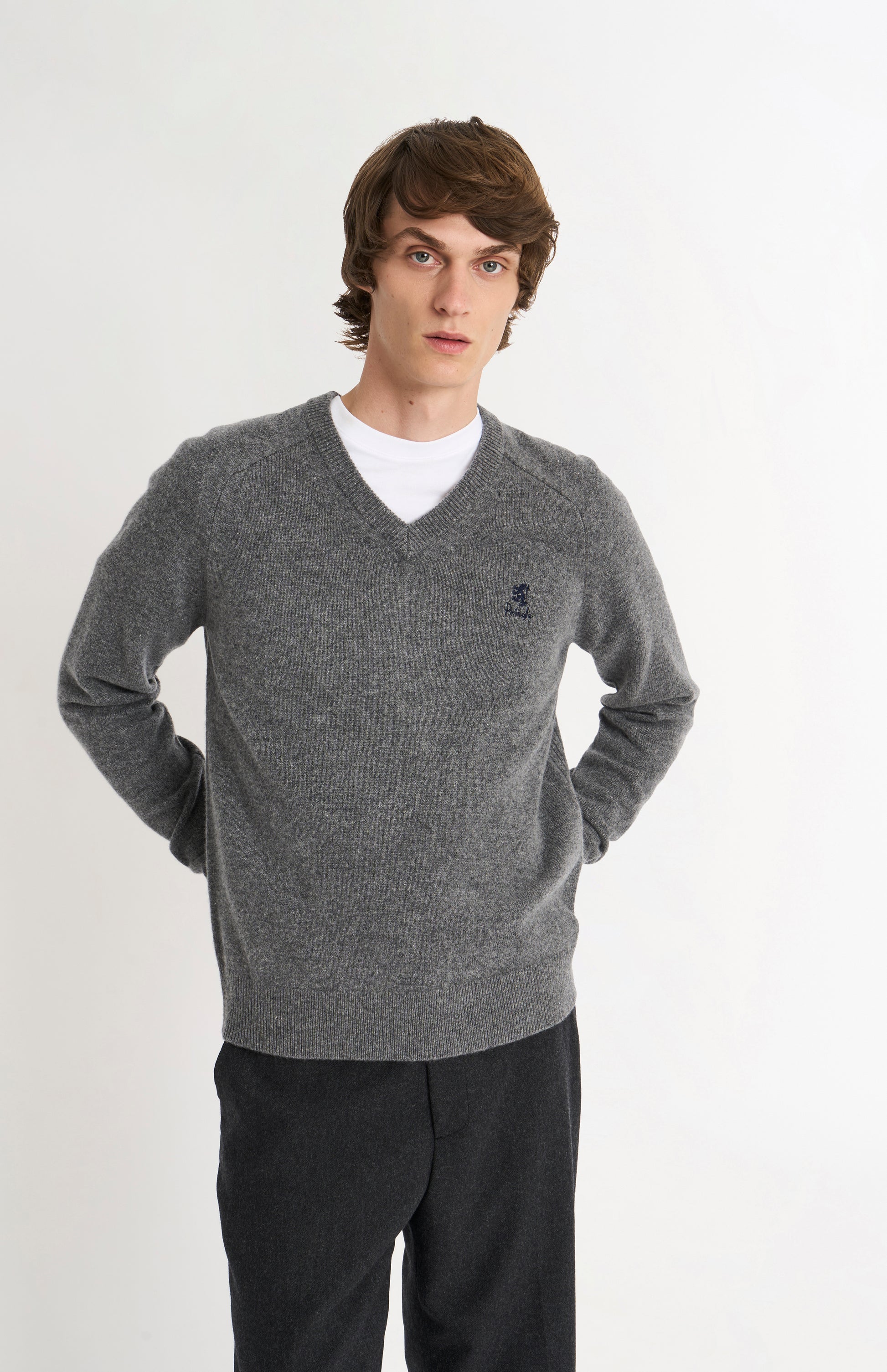 Pringle of Scotland Men’s Lambswool V Neck Jumper In Grey Melange on model