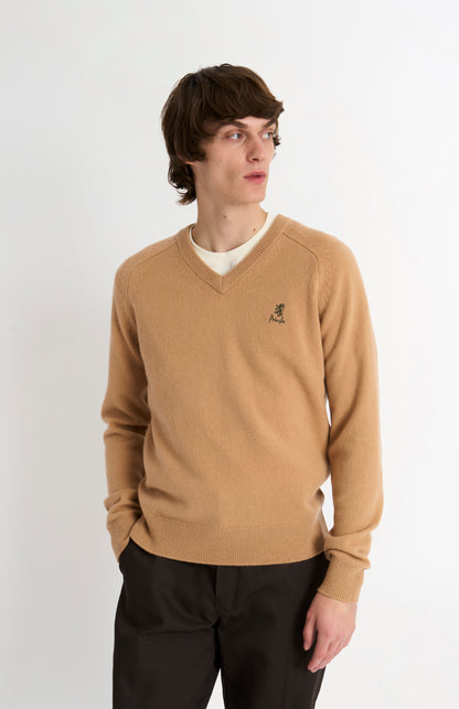 Pringle of Scotland Men’s Lambswool V Neck Jumper In Camel on model