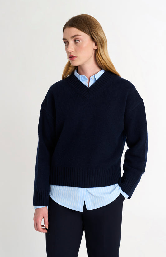 Women's V-neck Chunky Cashmere Jumper In Navy Blue