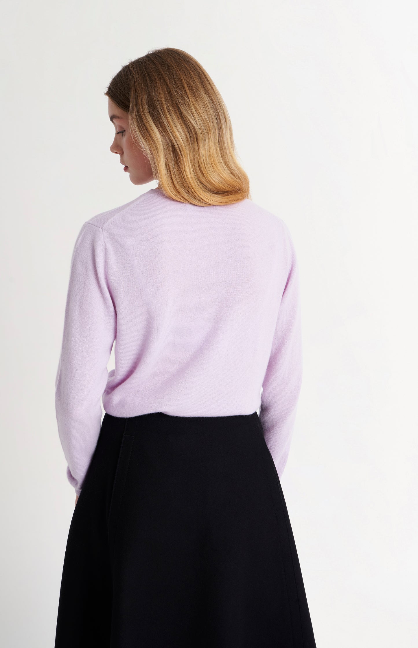 Pringle of Scotland Women's Cashmere Cardigan In Lilac rear view