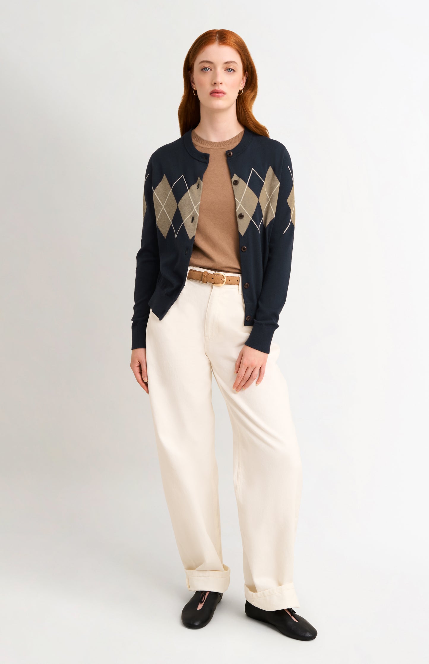 Women's Cashmere And Cotton Crew Neck Argyle Cardigan In Navy, Mushroom & White
