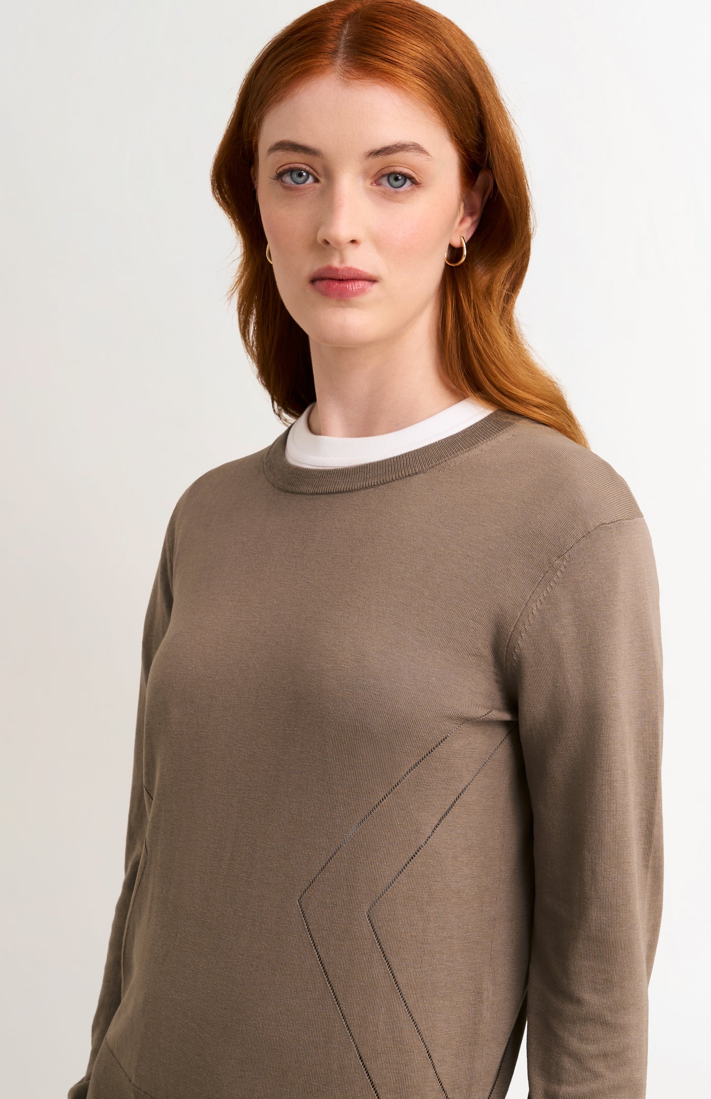 Women's Superfine Silk Blend Pointelle Crew Neck Jumper In Mushroom