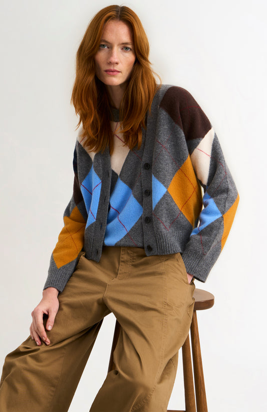 Women's Supersoft Lambswool Argyle Cardigan In Charcoal / Multi on model