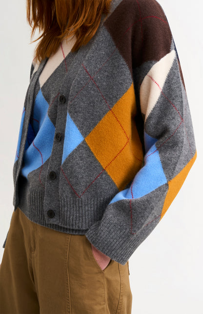 Women's Supersoft Lambswool Argyle Cardigan In Charcoal / Multi showing argyle detail