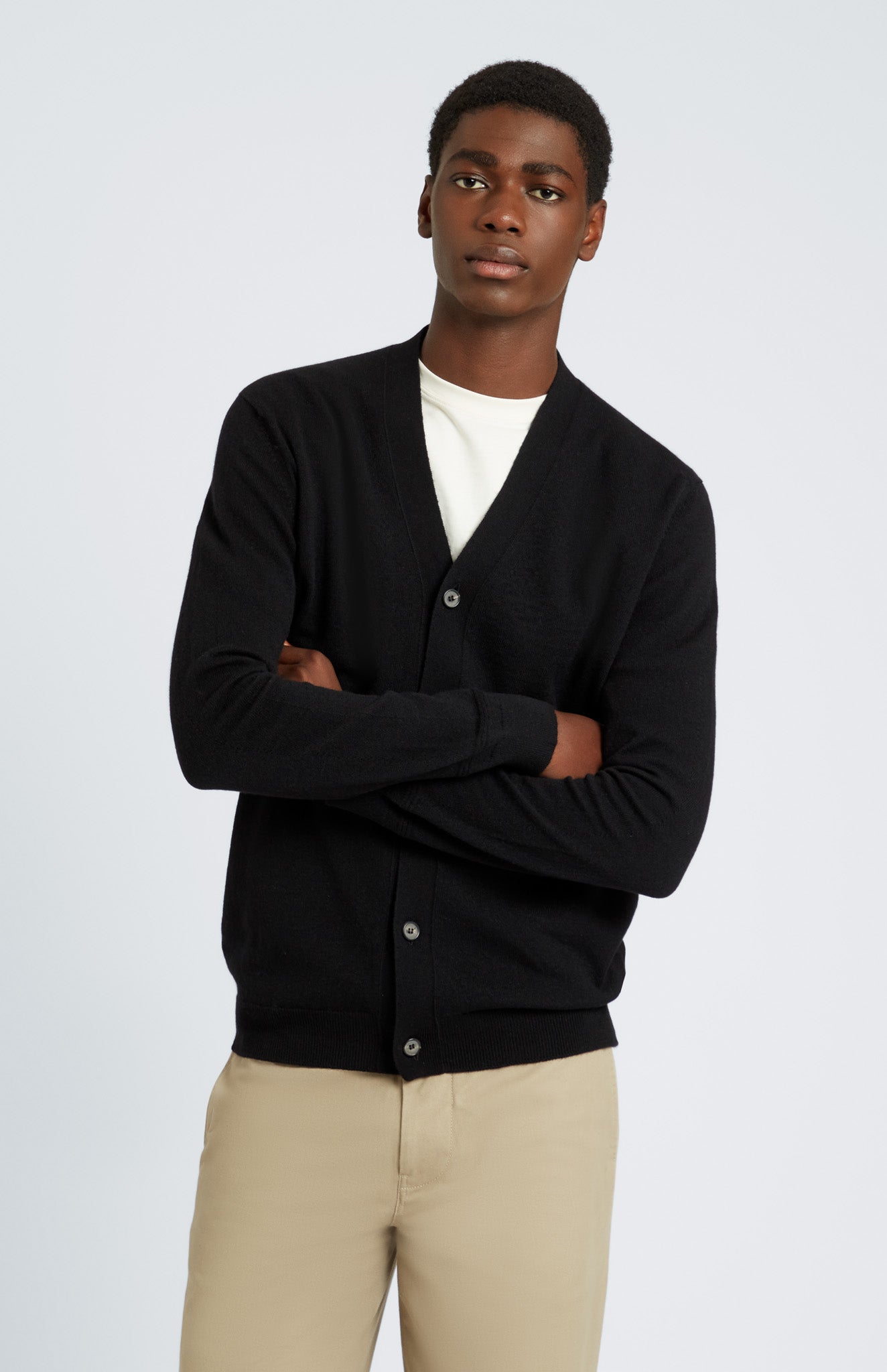 Pringle of Scotland Men's Cashmere Cardigan in Black. Front Cropped Image in another angle
