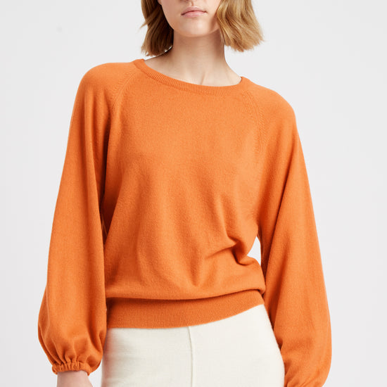 Pringle of Scotland Women's Lightweight Round Neck Cashmere Jumper In Burnt Orange